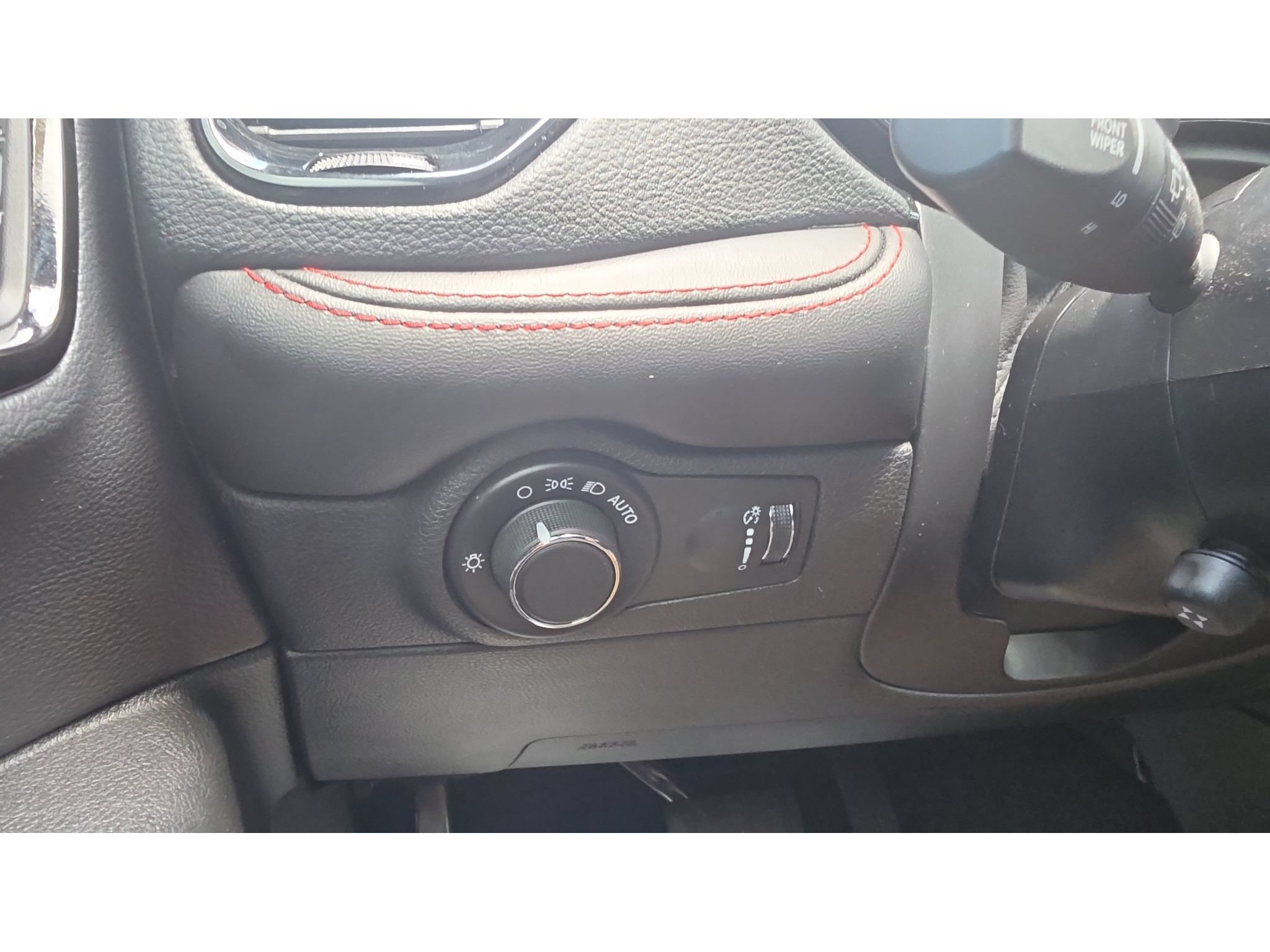 Used 2024 Dodge Durango GT AWD/4WD image 13