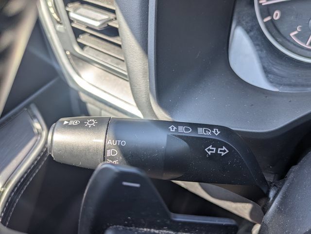 Used 2025 Nissan Rogue SV FWD image 35