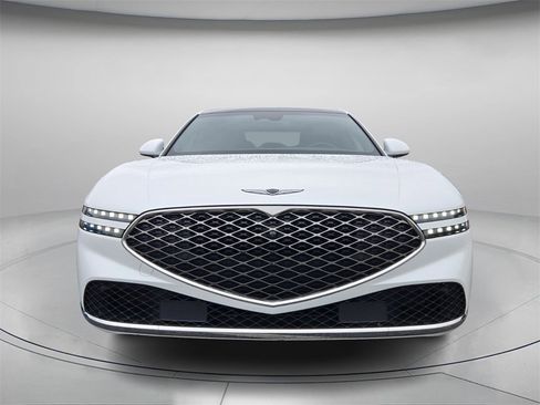 Used 2024 Genesis G90 3.5T image 4