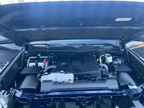 Certified 2026 Toyota Tundra SR5 w/ SR5 Convenience Package AWD/4WD image 20