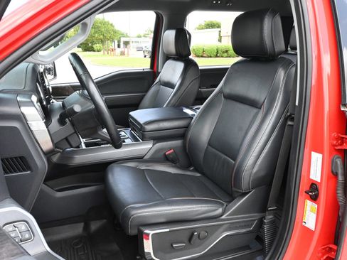 Certified 2023 Ford F150 Lariat w/ FX4 Off-Road Package AWD/4WD image 17