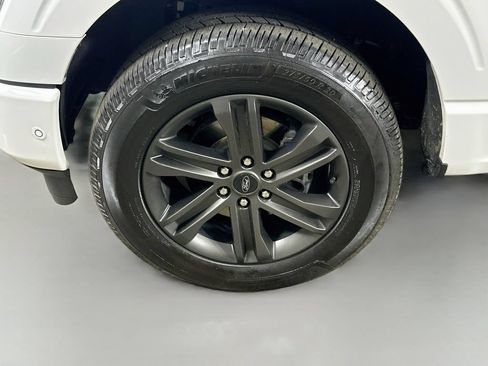 Used 2021 Ford F150 Lariat w/ Equipment Group 502A High AWD/4WD image 8