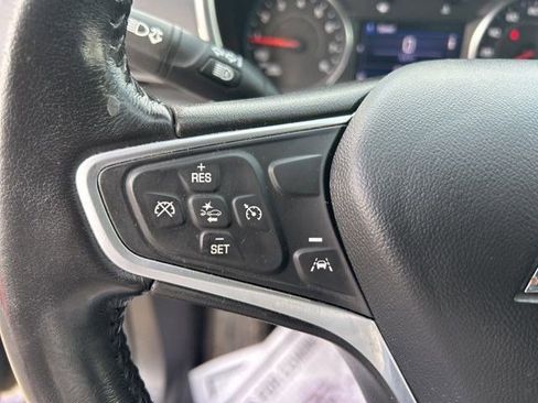 Used 2022 Chevrolet Equinox LT image 17