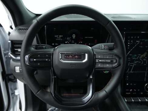 New 2026 GMC Terrain AT4 w/ Convenience Package III image 32