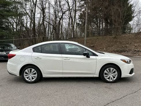 Certified 2023 Subaru Impreza 2.0i image 3