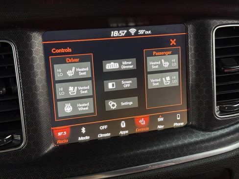 Used 2016 Dodge Charger SRT w/ Harman/Kardon Audio Group image 35