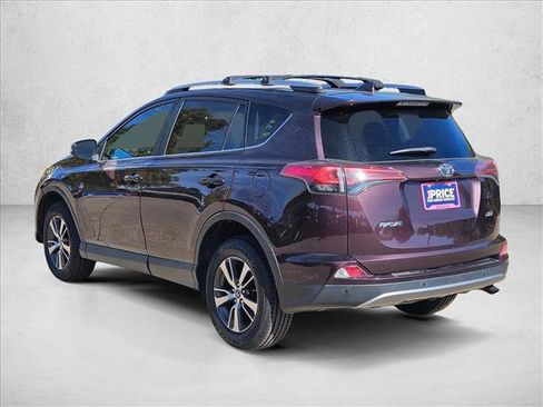 Used 2017 Toyota RAV4 XLE image 8