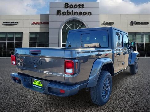 New 2026 Jeep Gladiator Sport image 4