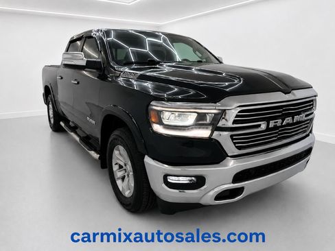 Used 2019 RAM 1500 Laramie AWD/4WD image 1