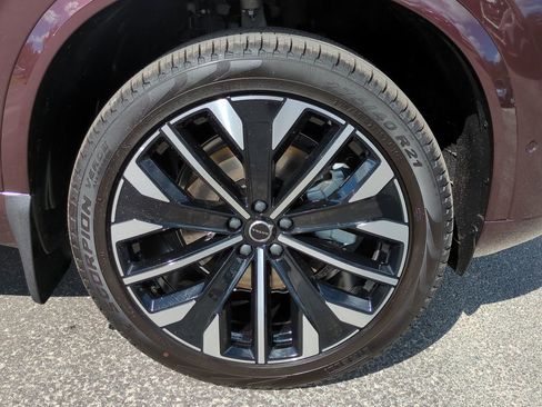 New 2026 Volvo XC90 B6 Plus image 11