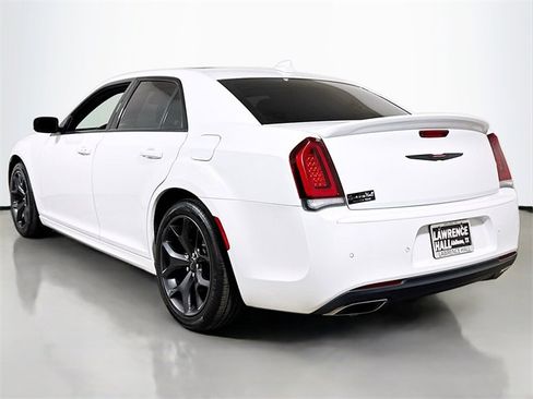 Used 2023 Chrysler 300 S w/ Comfort Group image 6