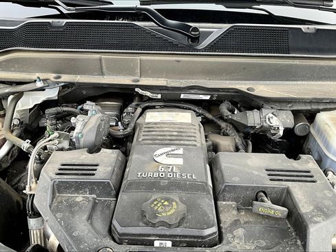 Used 2024 RAM 2500 Limited AWD/4WD image 31