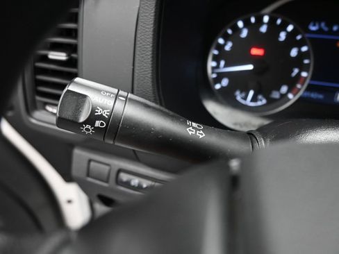 Used 2022 Nissan Frontier S w/ Technology Package image 12