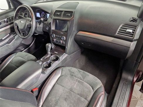 Used 2019 Ford Explorer XLT w/ Equipment Group 202A image 34