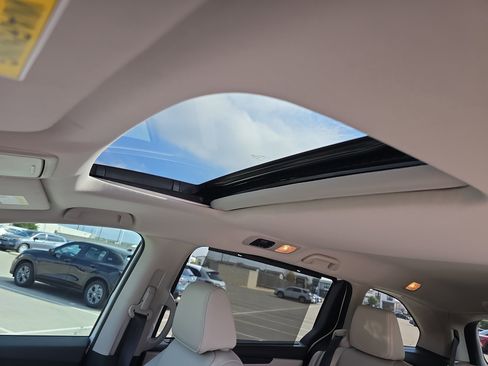 Certified 2026 Honda Odyssey EX-L image 20