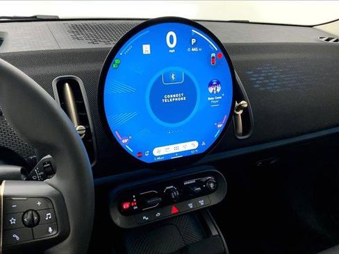 Certified 2025 MINI Cooper Countryman S w/ Comfort Package Max image 5