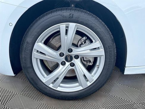 Certified 2025 Audi A5 2.0T Premium Plus w/ Premium Plus AWD/4WD image 32
