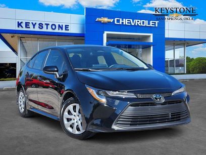 Used 2025 Toyota Corolla LE