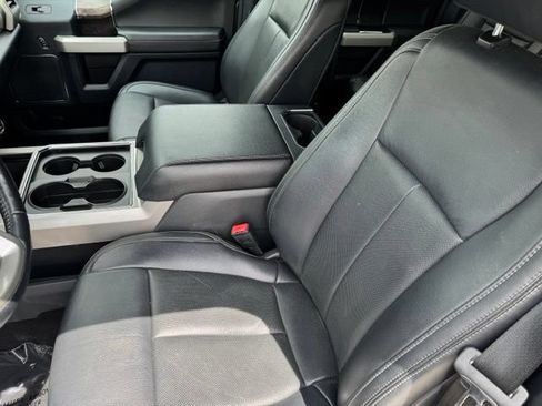 Used 2022 Ford F350 Lariat w/ Lariat Ultimate Package AWD/4WD image 6