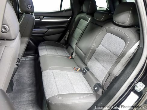 Used 2025 GMC Terrain Elevation AWD/4WD image 10