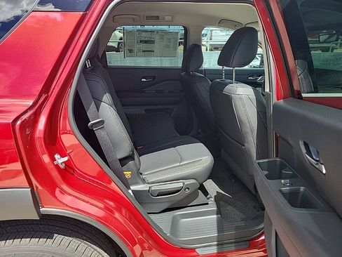 New 2026 Nissan Pathfinder SL w/ Cargo Package FWD image 16