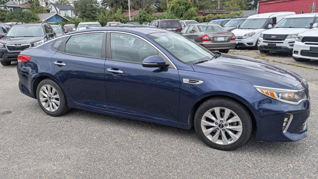 Used 2018 Kia Optima S FWD image 16