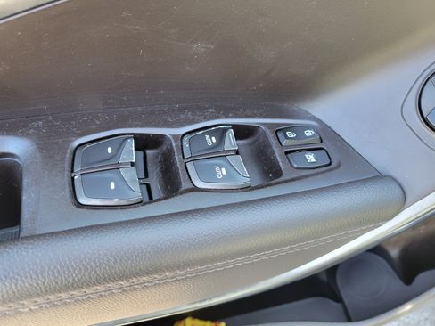 Used 2017 Hyundai Santa Fe Sport image 19