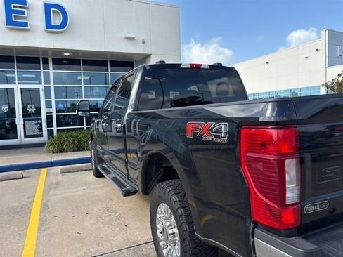 Used 2020 Ford F250 XLT w/ XLT Premium Package AWD/4WD image 13