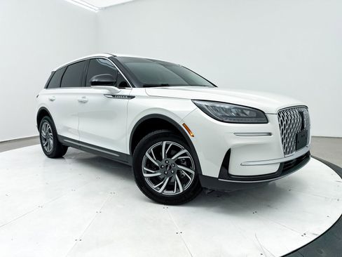 Used 2024 Lincoln Corsair Premiere image 1