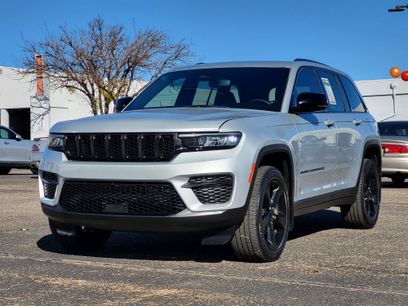 Used 2023 Jeep Grand Cherokee Altitude