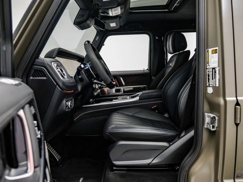 Used 2025 Mercedes-Benz G 63 AMG 4MATIC image 39