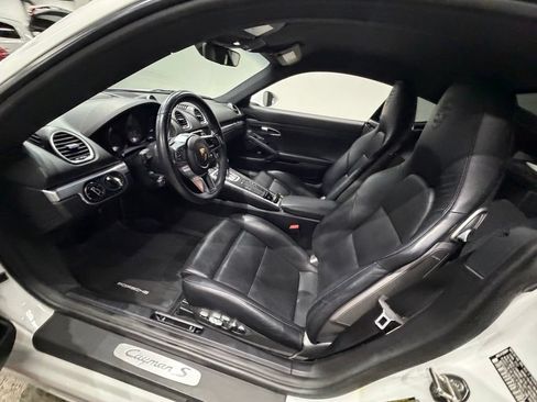 Used 2019 Porsche 718 Cayman S RWD image 24