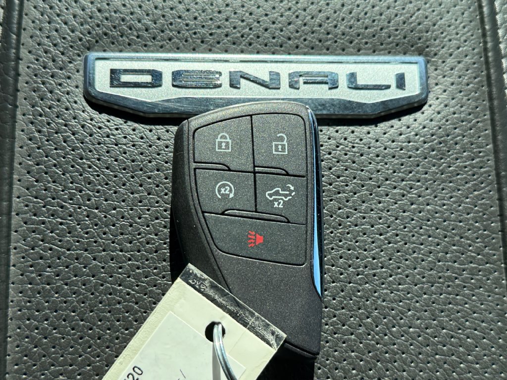 Used 2024 GMC Sierra 2500 Denali AWD/4WD image 40