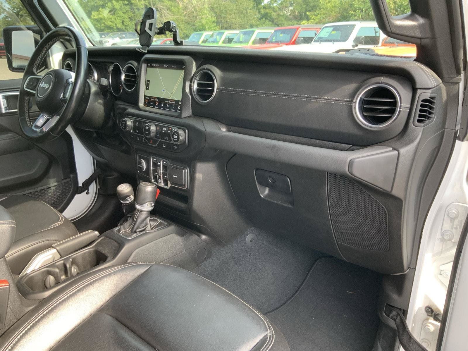 Used 2022 Jeep Gladiator Overland w/ Popular Equipment Package AWD/4WD image 51