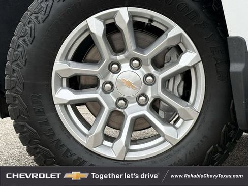 Used 2025 Chevrolet Silverado 1500 LTZ w/ Z71 Off-Road Package image 10