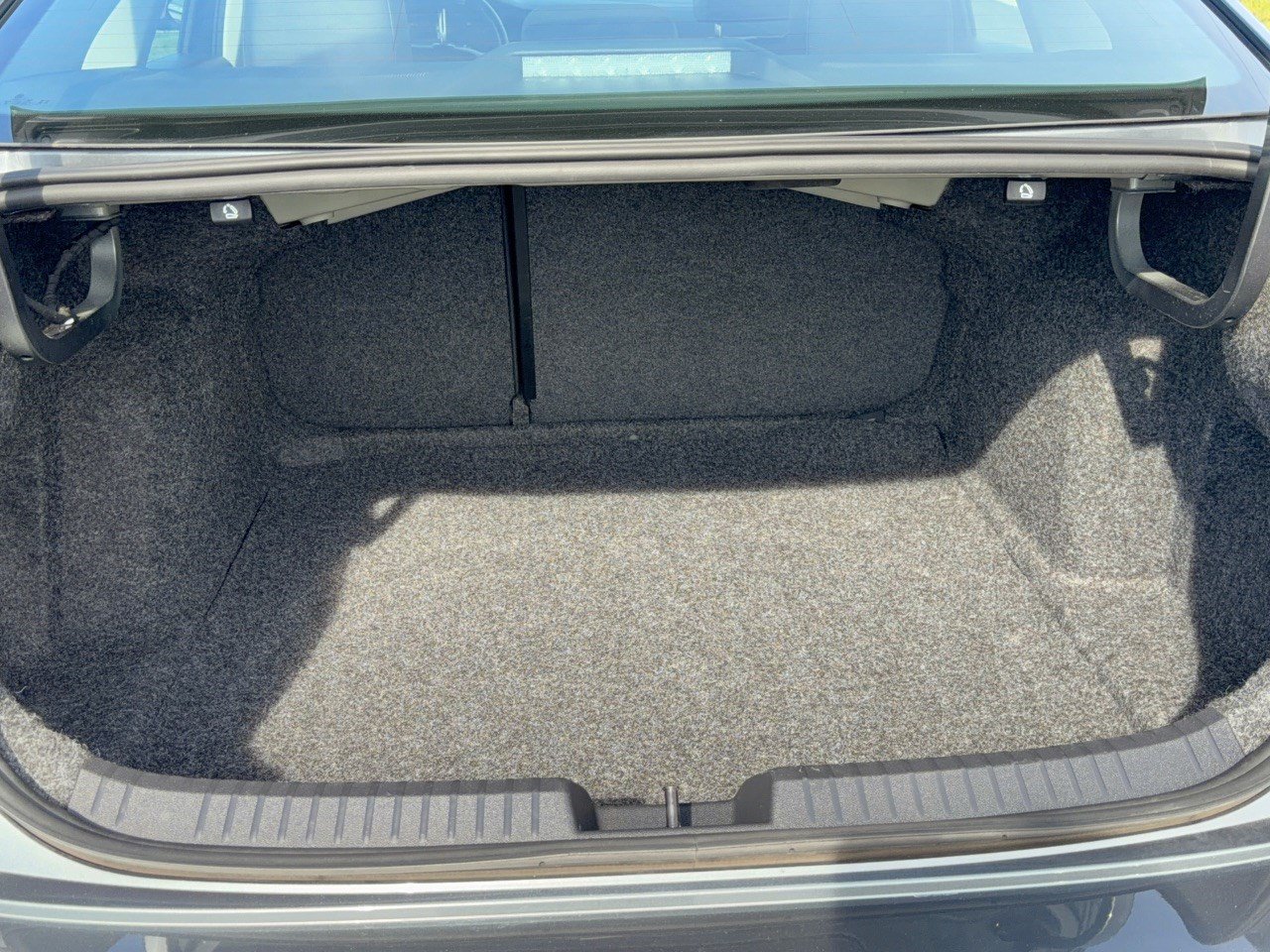 Certified 2024 Volkswagen Jetta SE FWD image 28