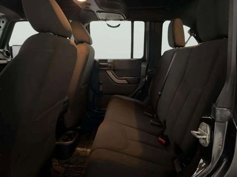 Used 2017 Jeep Wrangler Unlimited Sport w/ Connectivity Group image 26