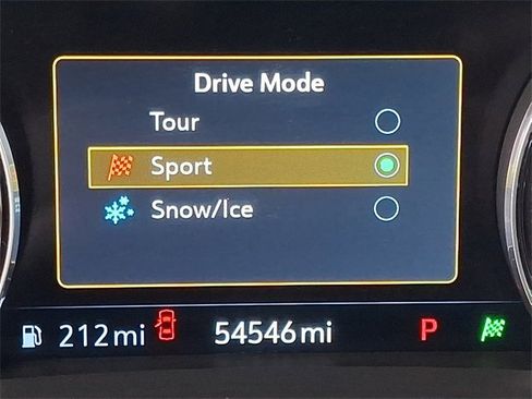 Used 2023 Buick Envision Essence w/ Sport Touring Package image 26