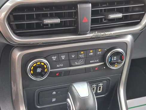 Used 2021 Ford EcoSport SE FWD image 29
