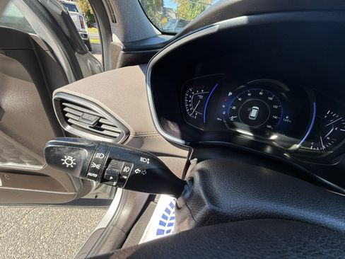 Used 2020 Hyundai Santa Fe SEL FWD image 21