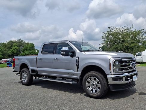 Certified 2024 Ford F250 Lariat w/ Chrome Package AWD/4WD image 1