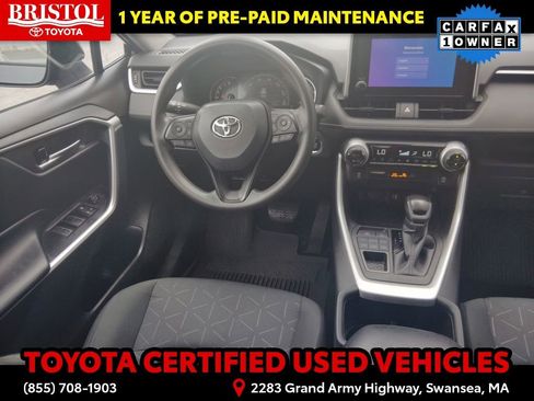 Used 2024 Toyota RAV4 XLE AWD/4WD image 18