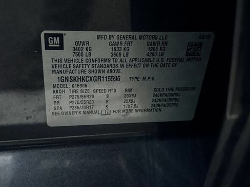 Used 2016 Chevrolet Suburban LT image 60