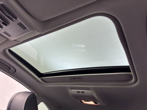 Used 2008 BMW 335i Coupe image 11