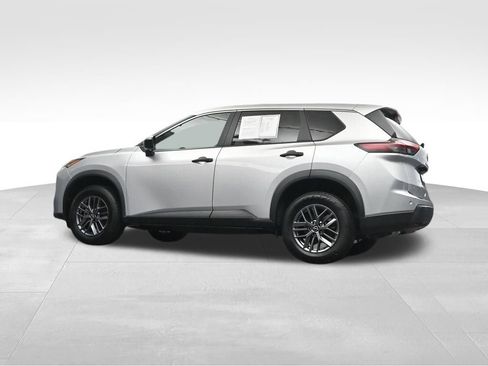 Used 2024 Nissan Rogue S AWD/4WD image 25