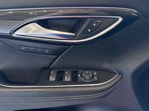 Certified 2023 Buick Envision Essence AWD/4WD image 25