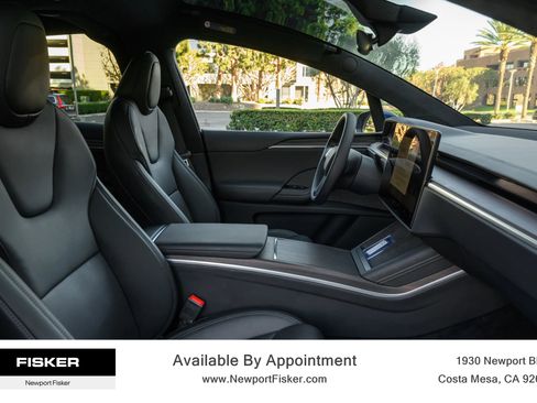 Used 2024 Tesla Model X image 30