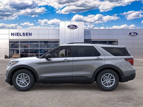 New 2026 Ford Explorer Active AWD/4WD image 3