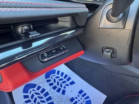 Used 2025 Chevrolet Corvette Z06 image 27