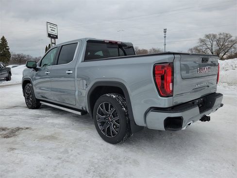Used 2024 GMC Sierra 1500 Denali image 3
